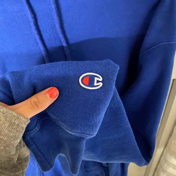 Blue Champion hoodie - Picture 2 of 4